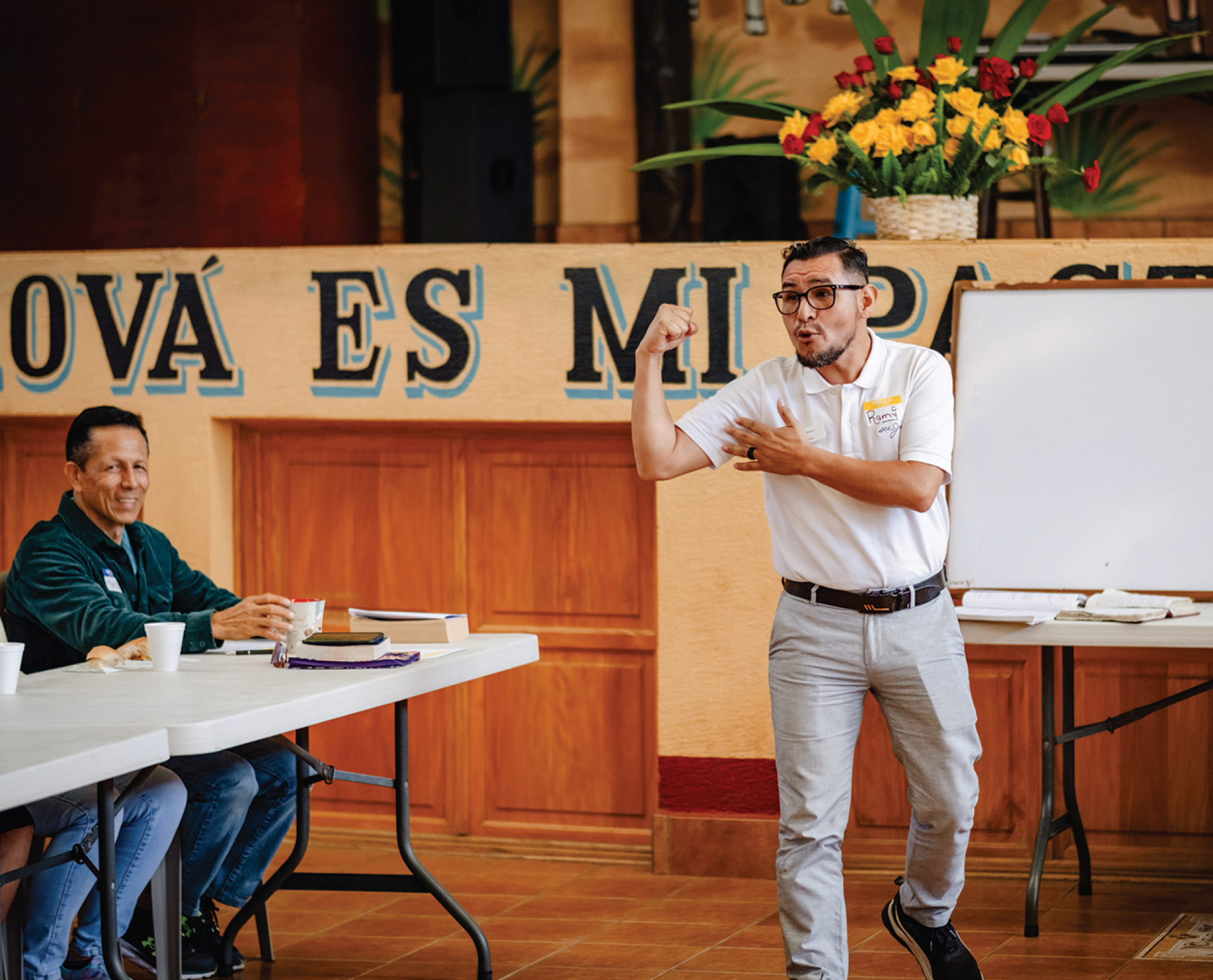 Rami Rivas teaching