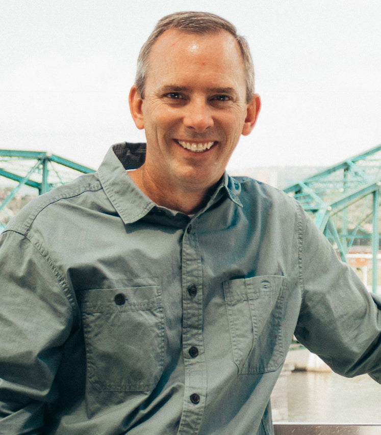 Robert Rinkrow Robert Row | Student Ministries Director | seeJesus Ministry
